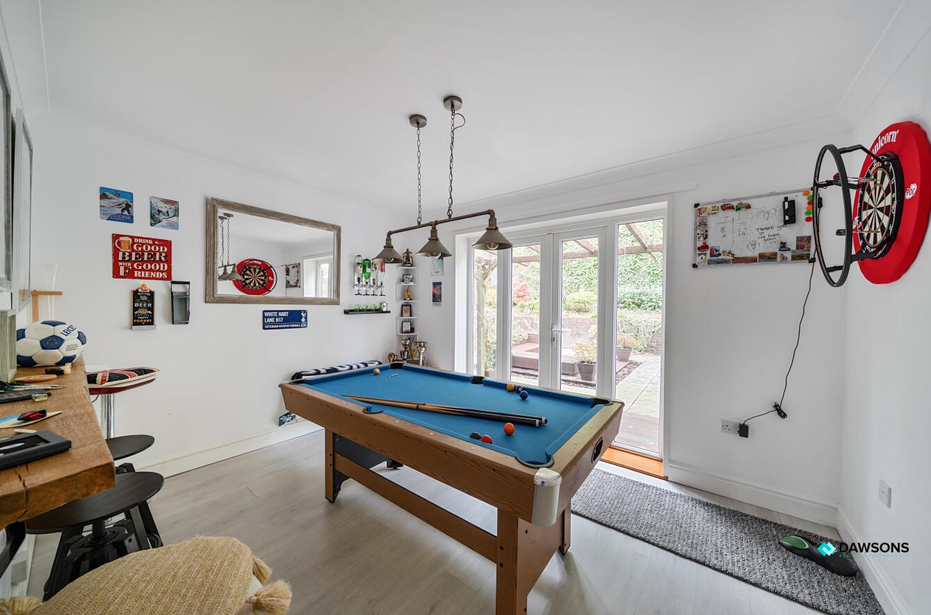 Waverley Drive, Mumbles, Swansea, SA3 5SY